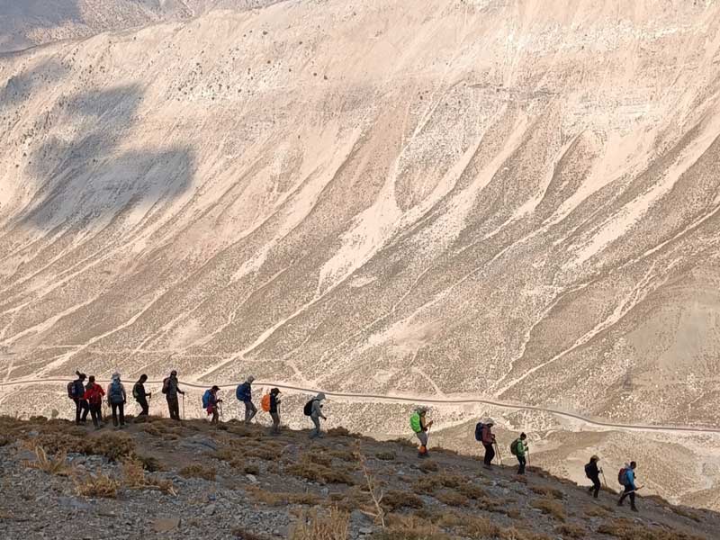 گزارش صعود به قله کینو بام استان خوزستان به سرپرستی آرش بذرافشان