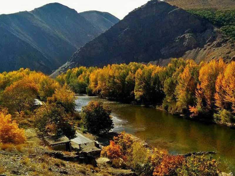 برنامه طی مسیر پیمایش قراقوش به مارکده به سرپرستی آقای اکبرخادمی